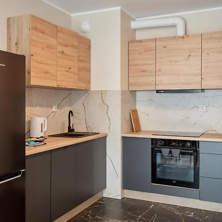 Poznan Airport Comfort Apartment Exterior photo